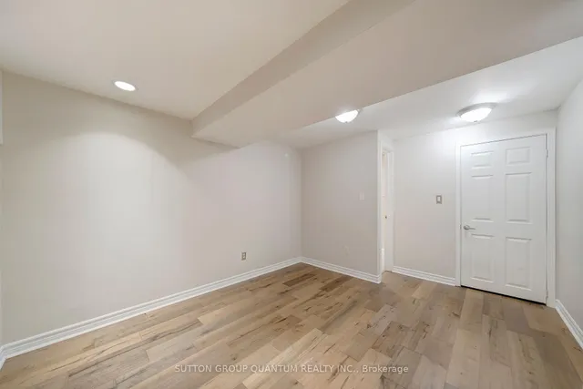 Additional image 26 of 5215 Micmac Cres