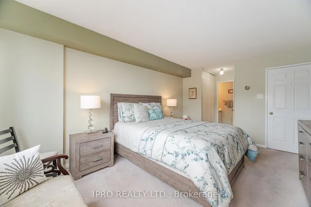 Additional image 21 of 12 Laurelcrest St Unit 302