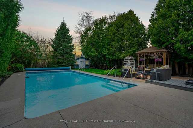 Additional image 44 of 548 Regina Dr