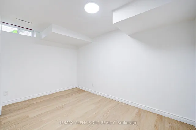 Additional image 47 of 158 Ingleton Blvd