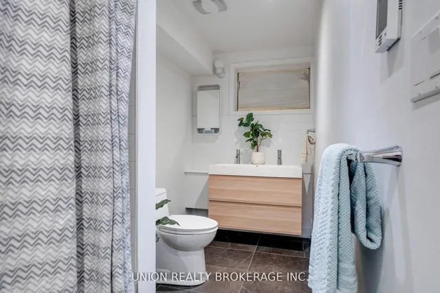 Additional image 35 of 46 Harriet St