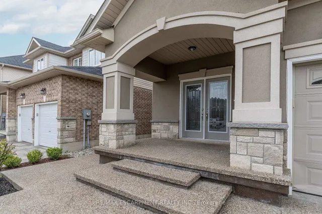 Additional image 3 of 24 Dunvegan Pl