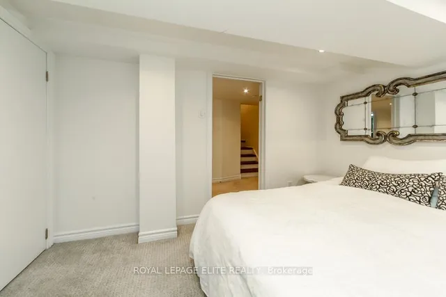 Additional image 33 of 75 Manitoba St