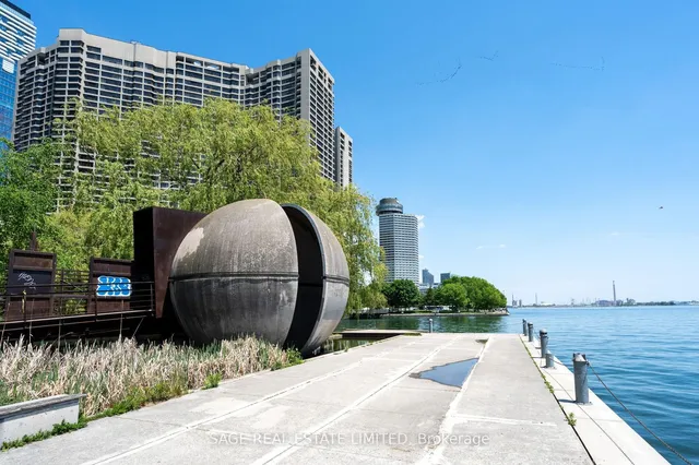 Additional image 43 of 99 Harbour Sq Unit 3002