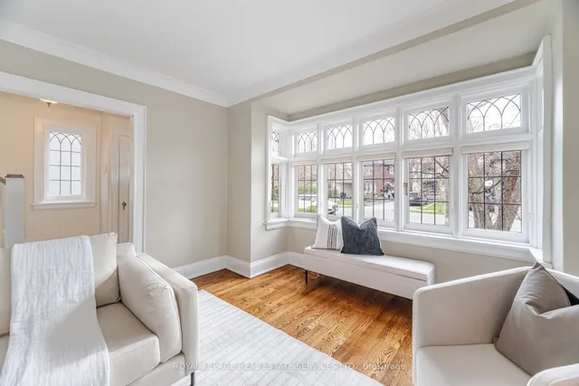 Additional image 49 of 33 Willingdon Blvd