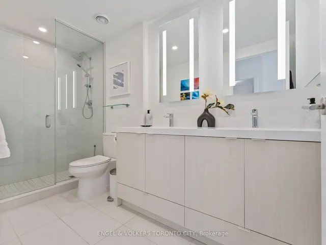 Additional image 24 of 30 Inn On The Park Dr Unit 221