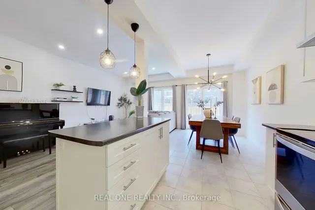 Additional image 10 of 31 Garlent Ave