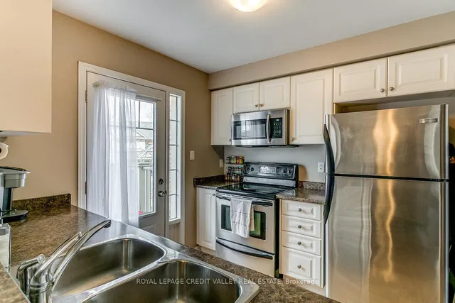 Additional image 6 of 888 Fowles Crt