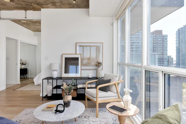 Additional image 8 of 1 Shaw St Unit LPH26