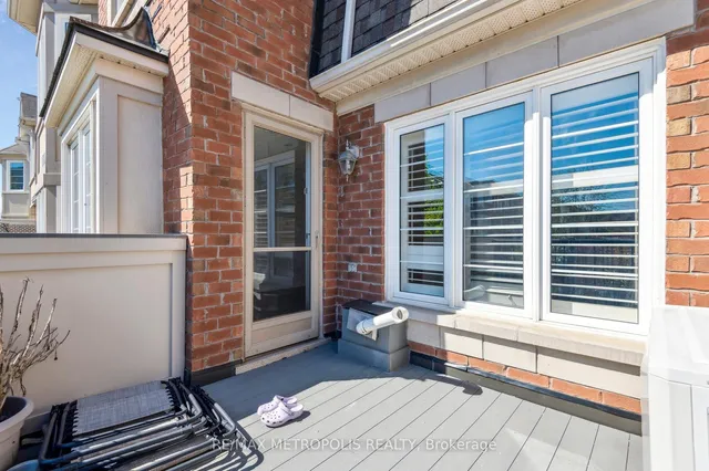 Additional image 37 of 54 Howe Ave