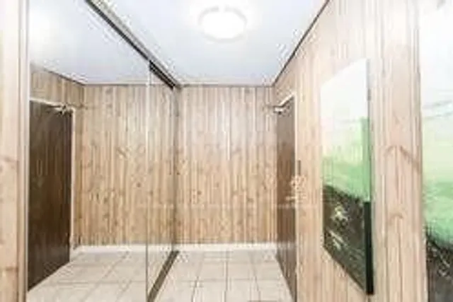 Additional image 3 of 18 Knightsbridge Rd Unit 1811