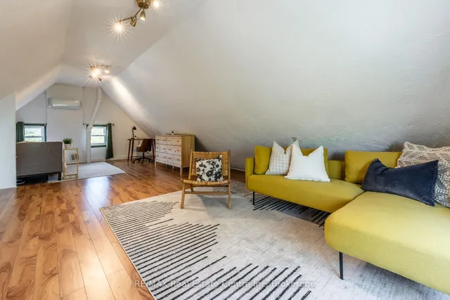 Additional image 28 of 120 Cameron St