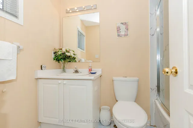 Additional image 29 of 66 Viceroy Cres