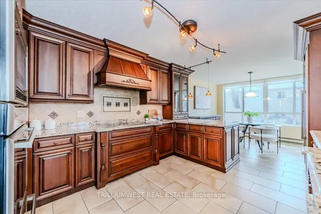 Additional image 4 of 2 Lancaster St Unit 201