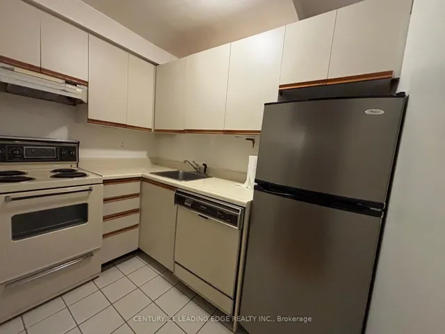 Additional image 2 of 55 Centre Ave Unit 901