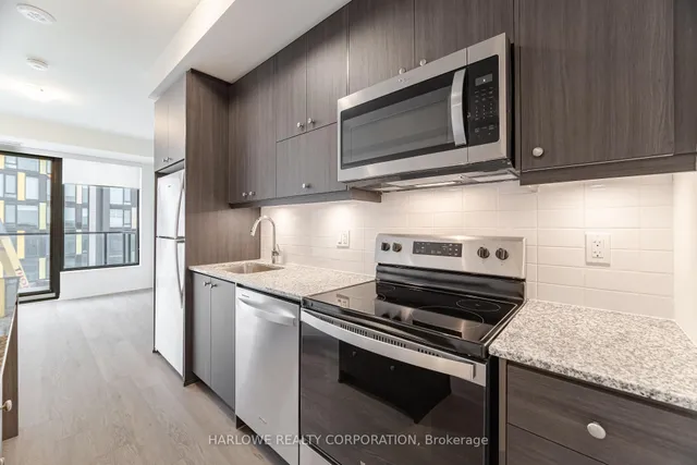 Additional image 5 of 3006 William Cutmore Blvd Unit 403