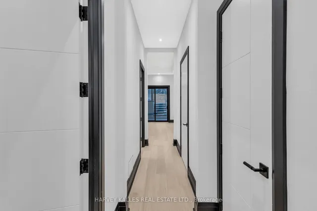 Additional image 42 of 681 Glencairn Ave