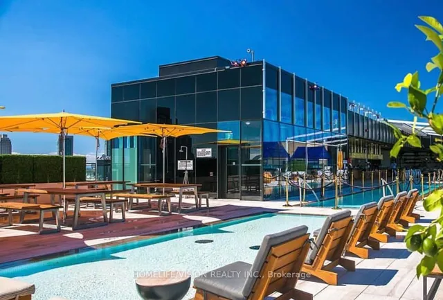 Additional image 8 of 629 King St Unit 621