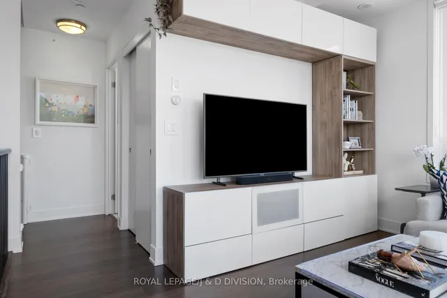 Additional image 17 of 1110 Briar Hill Ave Unit 301