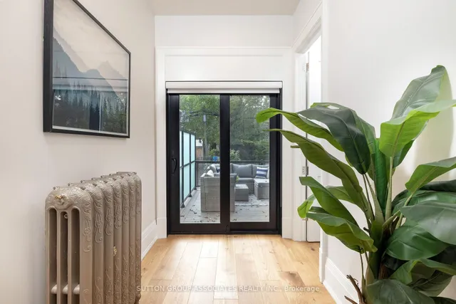 Additional image 44 of 38 Howland Ave