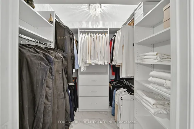 Additional image 23 of 119 Merton St Unit 215