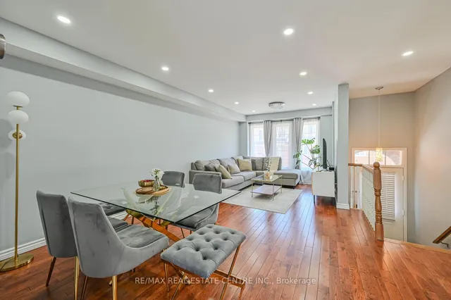 Additional image 5 of 4950 Albina Way Unit 93