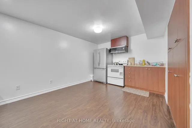 Additional image 40 of 83 River Rock Cres