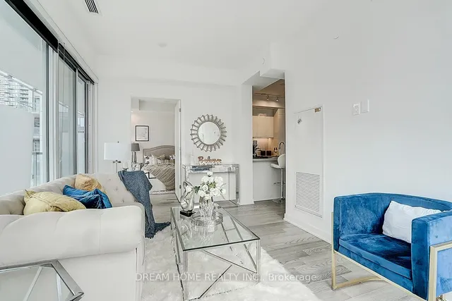 Additional image 23 of 3 Gloucester St Unit 1809