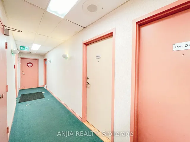 Additional image 8 of 15 Sewells Rd Unit PH3