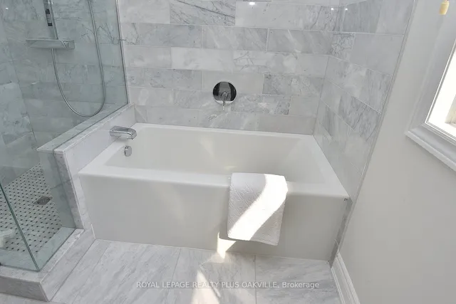 Additional image 35 of 81 Jerome Park Dr