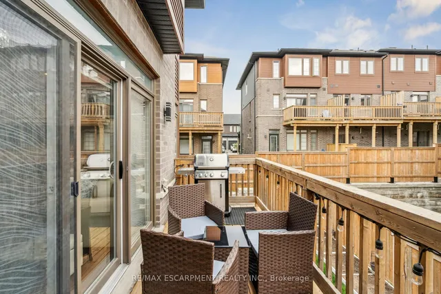 Additional image 20 of 30 Times Square Blvd Unit 305