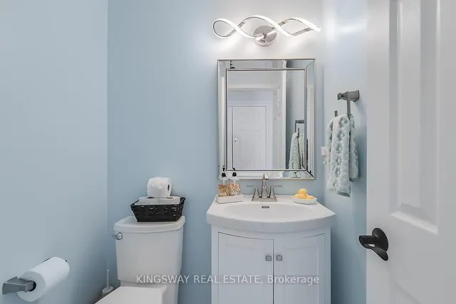 Additional image 21 of 4172 Vermont Cres