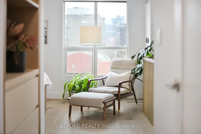 Additional image 24 of 800 King St Unit 804