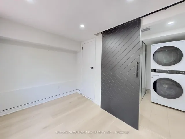 Additional image 36 of 248 Glengrove Ave