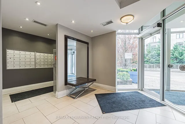 Additional image 4 of 125 Wilson St Unit 107