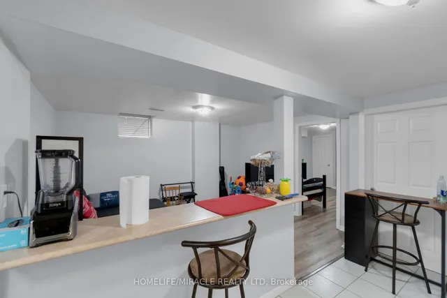 Additional image 41 of 18 Hartwell Gate