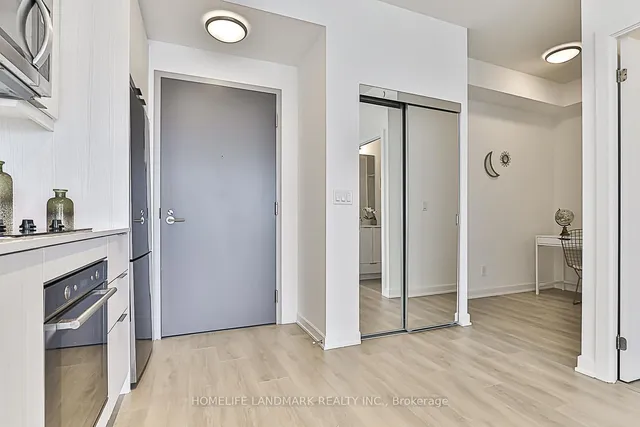 Additional image 3 of 38 Forest Manor Rd Unit 901