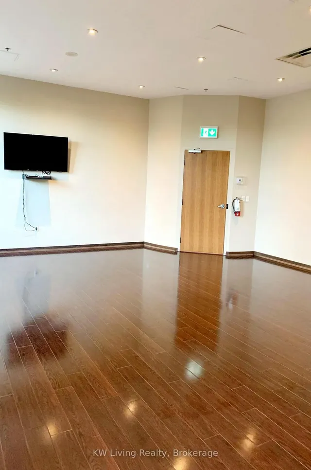 Additional image 26 of 215 Queen St Unit 810