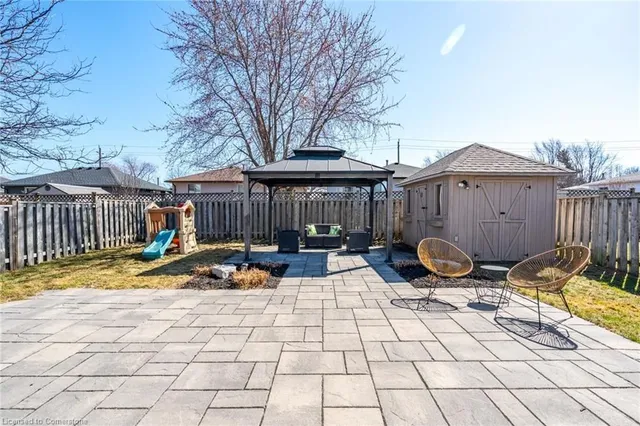 Additional image 19 of 31 Loneoak Cres