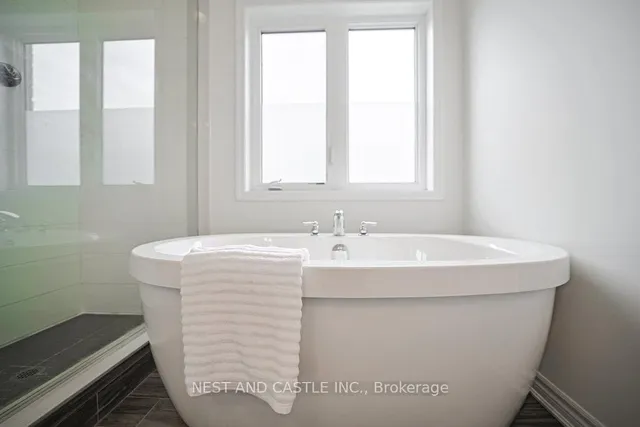 Additional image 31 of 1347 Rose way Ave