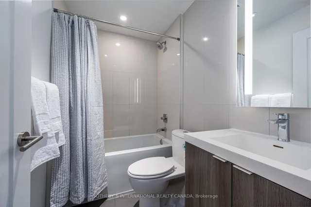 Additional image 14 of 585 Bloor St Unit 1418