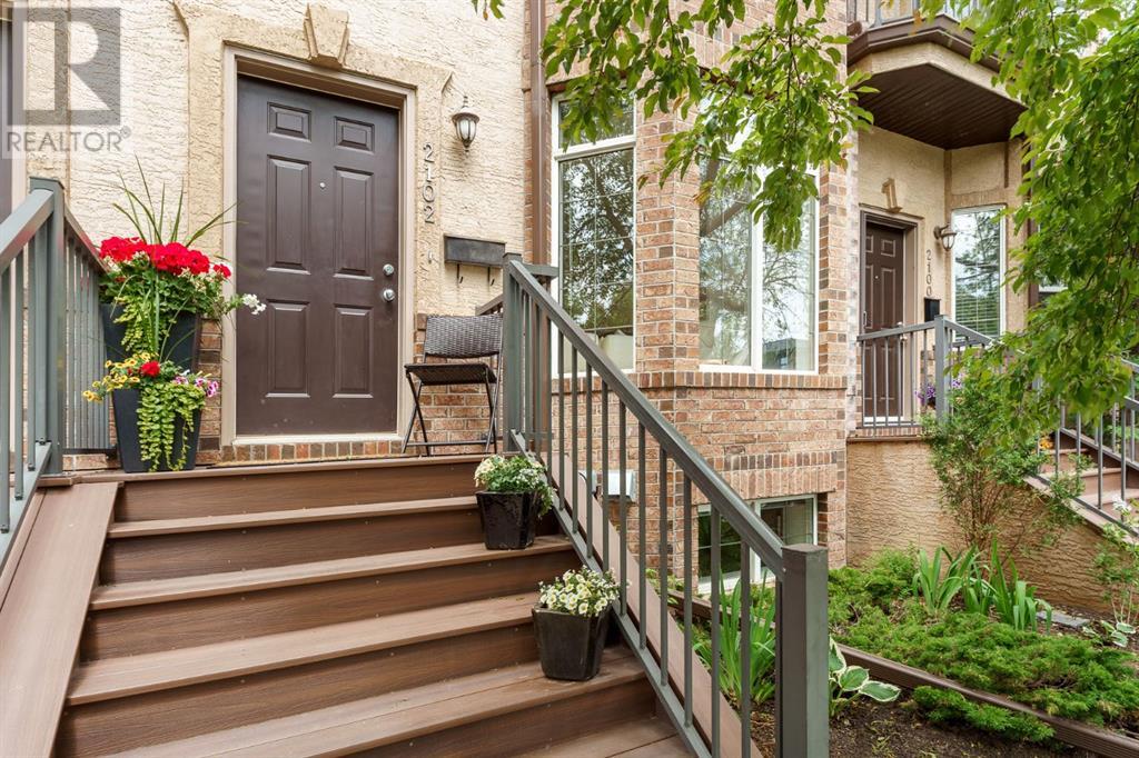 2102 4 Avenue NW|Calgary, Alberta T2N0N5