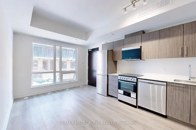 871 Sheppard Ave Unit 42