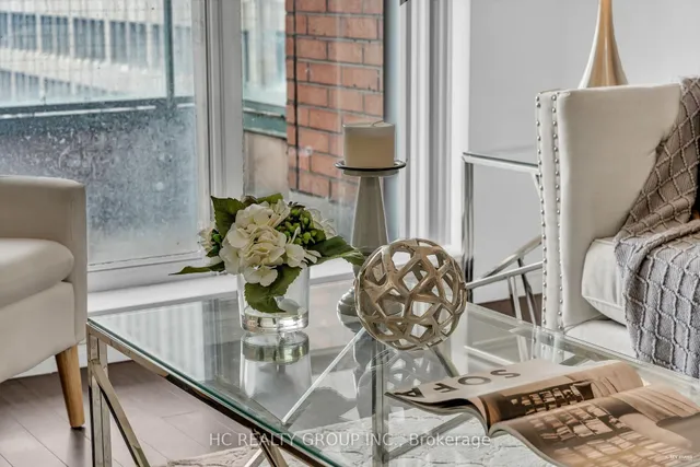 Additional image 14 of 889 Bay St Unit 1011