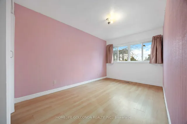 Additional image 13 of 61 Driftwood Ave Unit 2