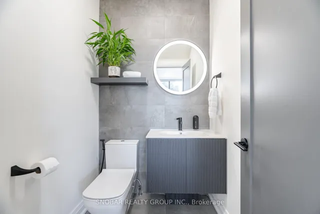 Additional image 15 of 720 Hillman Cres