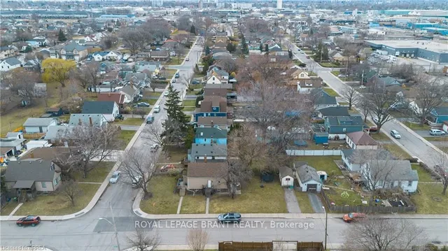 Additional image 16 of 745 Burgess Ave