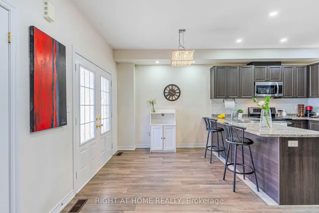 Additional image 10 of 3 Rabbit Run Way