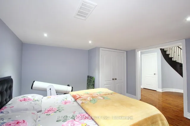 Additional image 39 of 14 Ladbrook Cres
