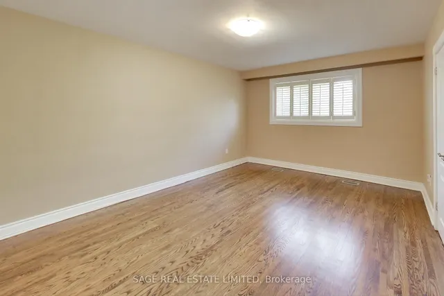 Additional image 35 of 108 Madawaska Ave